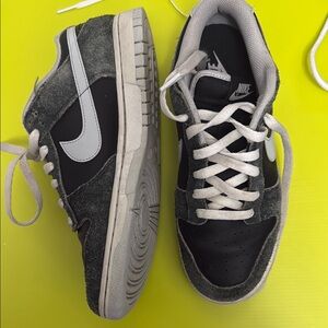 Nike Black and White Low-Top Sneakers